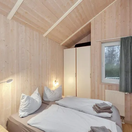 4 Star In Ottendorf